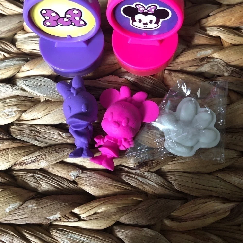 Disney: Minnie Mouse & Daisy Duck stamp & eraser set